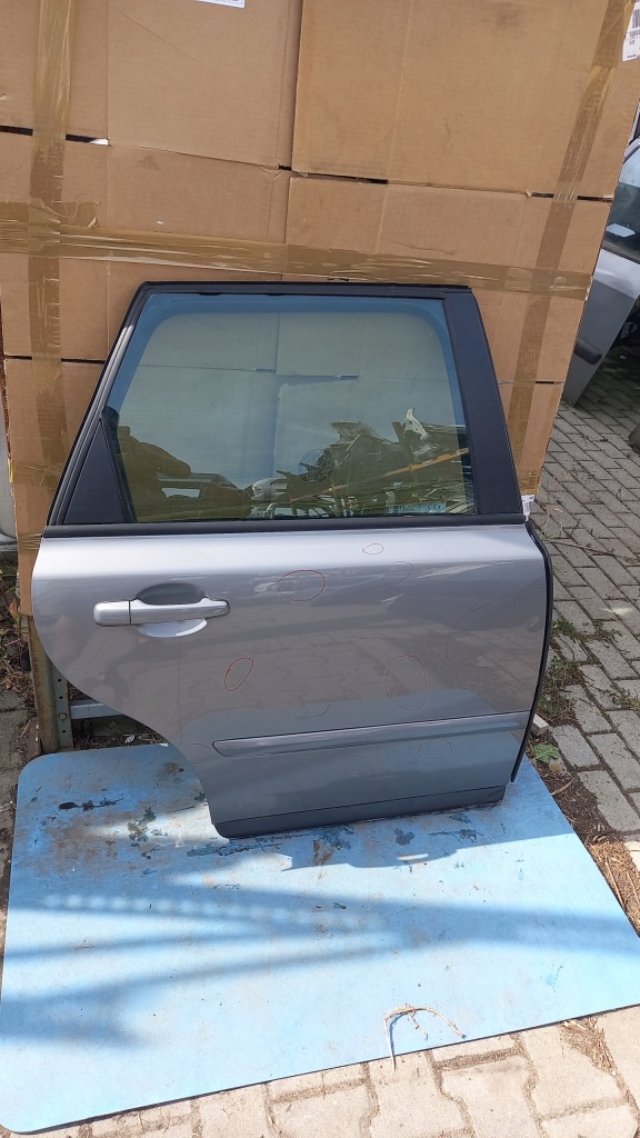 фото №1, Дверь задняя задние правое volvo v50 04-12r