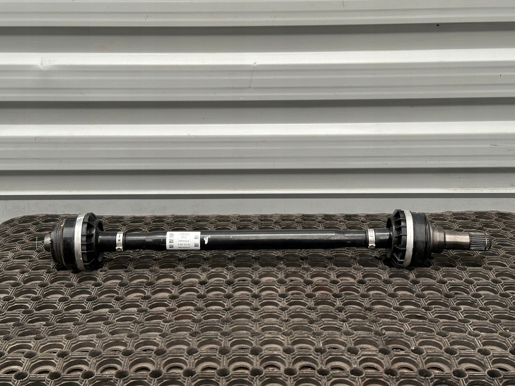 фото №1, Bmw g20 g21 привідний вал лівий задня 8487123