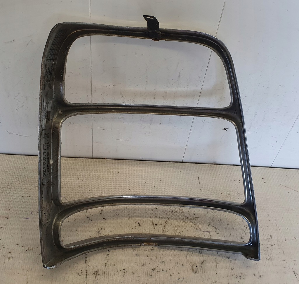 фото №7, Subaru forester 97-nakładka na фара задняя правая org