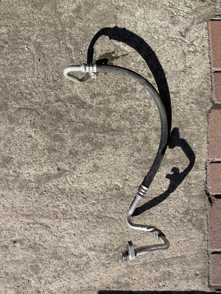 фото №1, Шланг кондиционера renault megane iv 924908532r