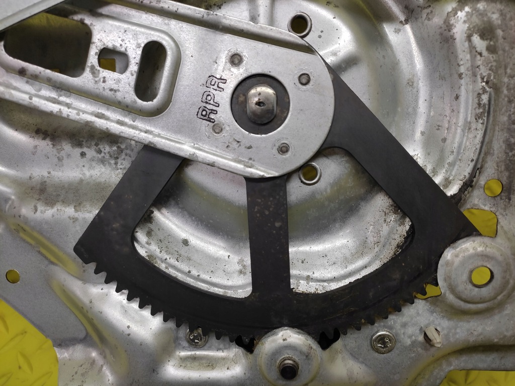 фото №5, Kia cerato подъемник стекло правый задняя