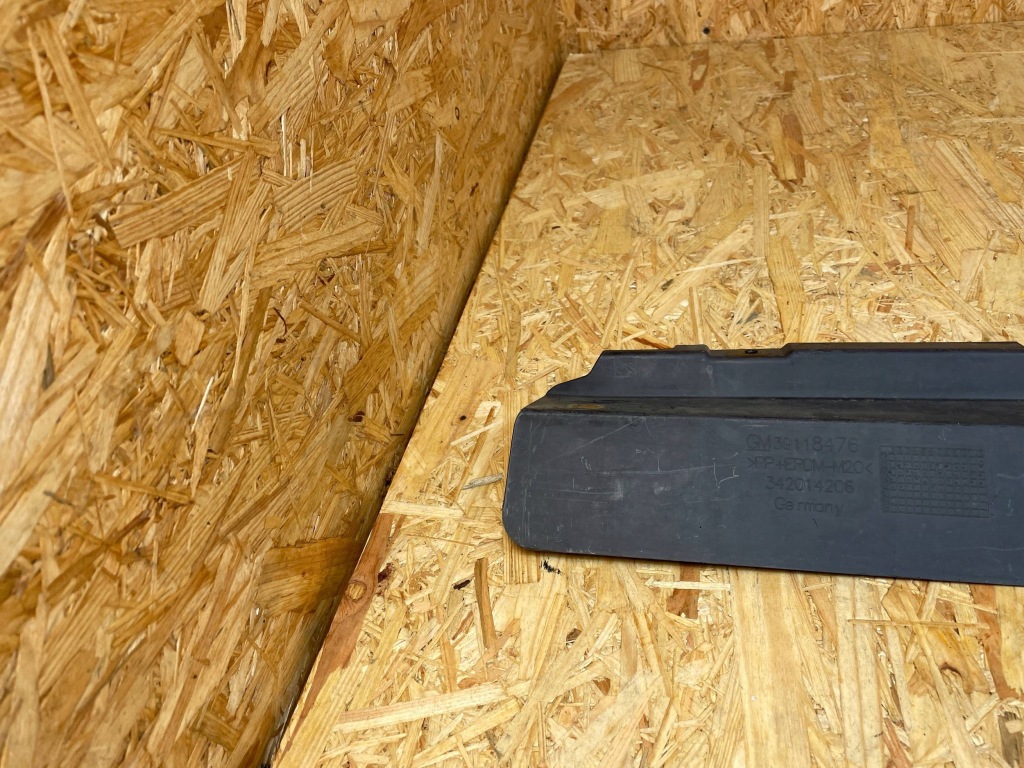 Впуск повітропровід повітря перед opel grandland x 39118476 2017- Зі Шроту