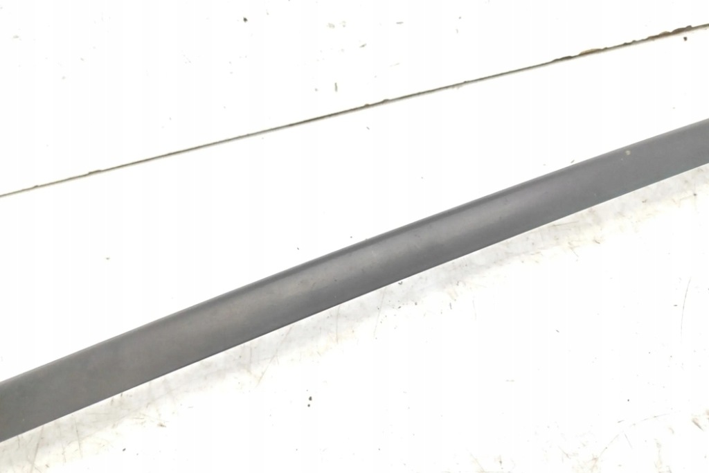 фото №8, Защита передней стекло audi a5 sportback 8ta 8t0854327a 3.0l дизель 176kw