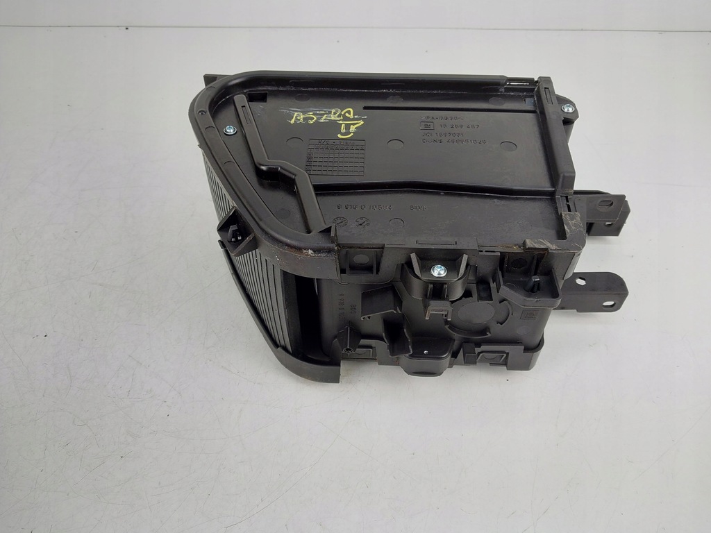 фото №6, Бардачок тунель кнопка гальма ручного 13268467 20843230 opel astra iv j