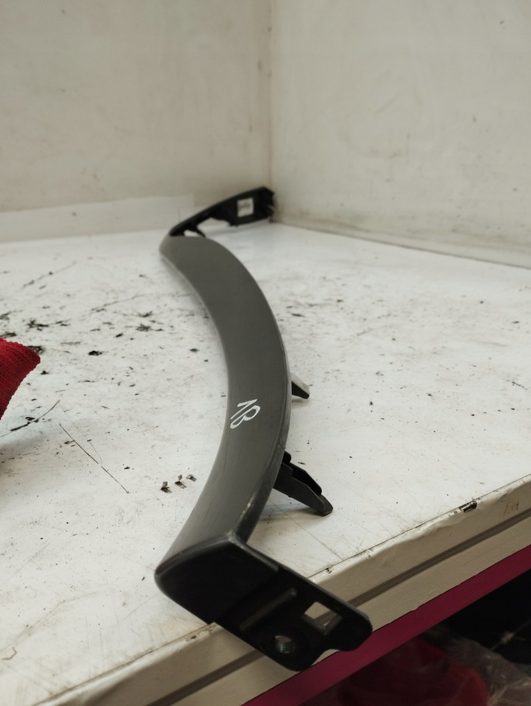 фото №8, Hyundai i40 молдинг dekor консоли центральной u09f383810