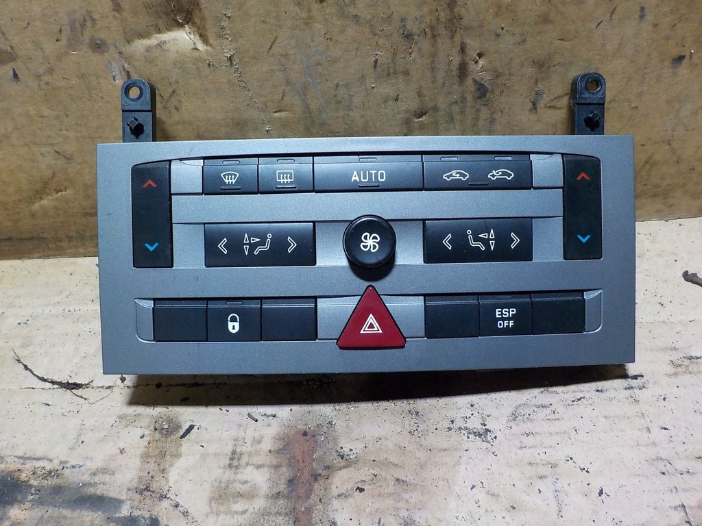 фото №1, Панель повітровід peugeot 407 1.8b