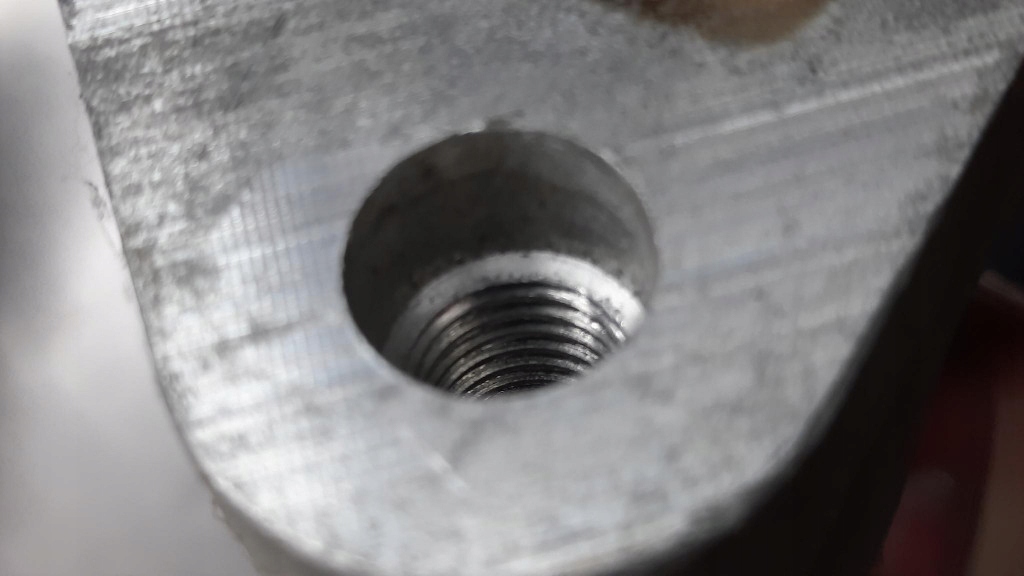 фото №5, Кронштейн двигателя 31401633 volvo v60 s60 ii v70 iii s80 ii 2.0d