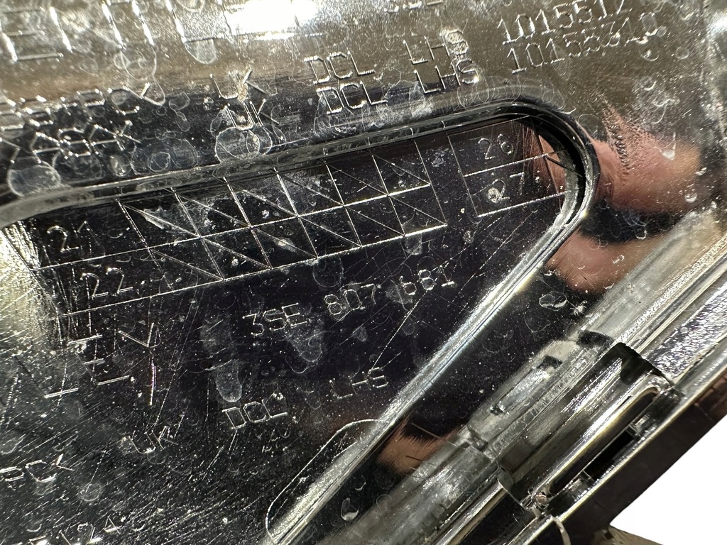 фото №13, Bentley flying spur боковий решітка радіатора lh 3se807681 3se807683a 3se807683c