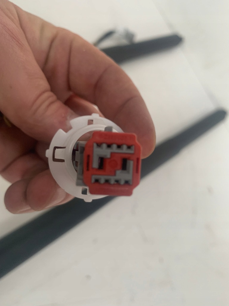 фото №7, Ford escape mk4 kuga mk3 20- привод амортизатор крышки задний багажника левый