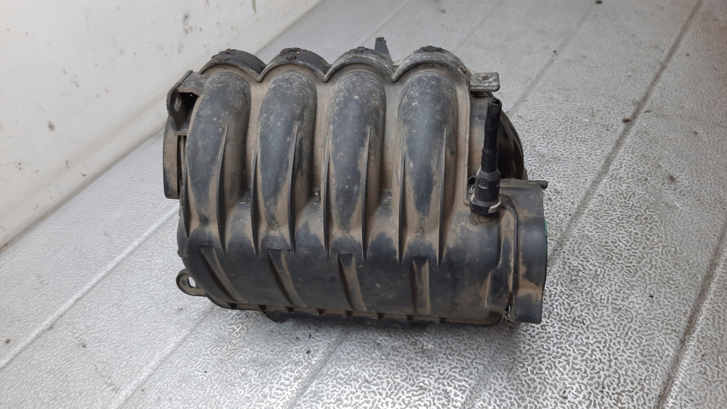 фото №1, Коллектор всасывающий peugeot partner 1.6b 02r 9635885080