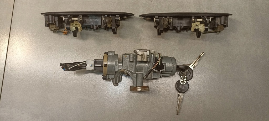 фото №9, Замок запалювання ключі ручка mazda 323