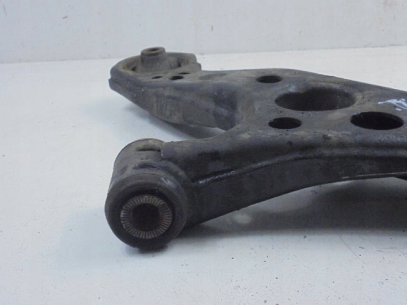 фото №5, Toyota c-hr важіль нижній перед правий 4806810130