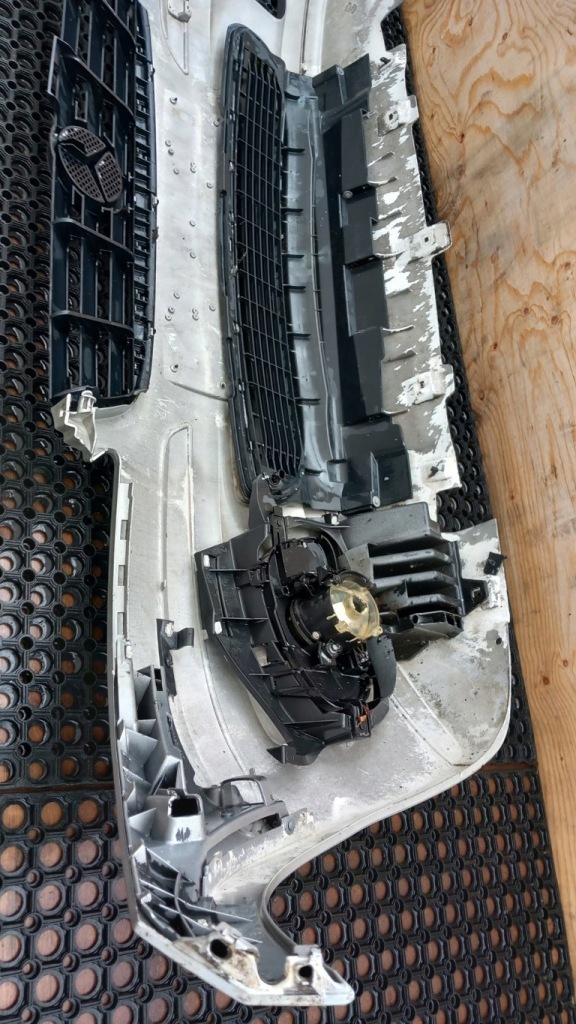 Mercedes w169 бампер перед противотуманная фара 761 Доставка