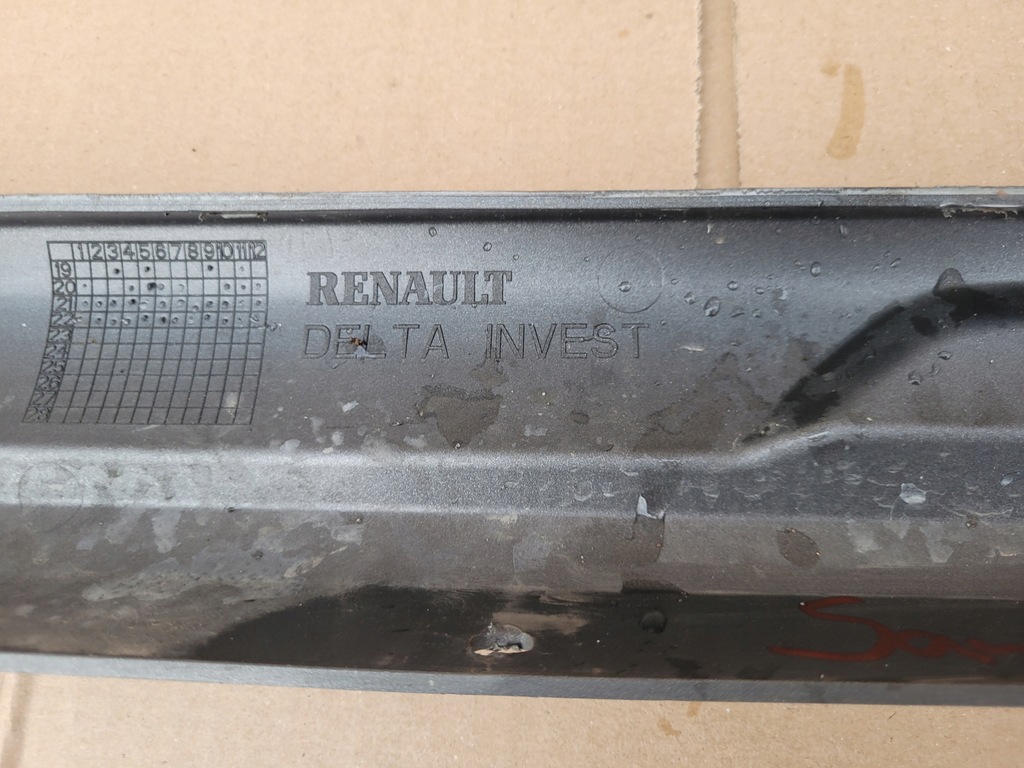 фото №8, Dacia sandero 3 stepway спойлер накладка молдинг бампера перед 620721202r