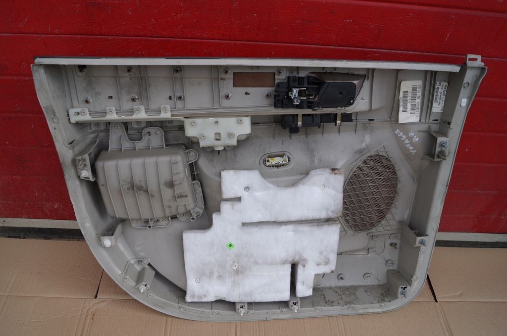 фото №8, Chrysler grand voyager 5 v 12r обшивки оббивка