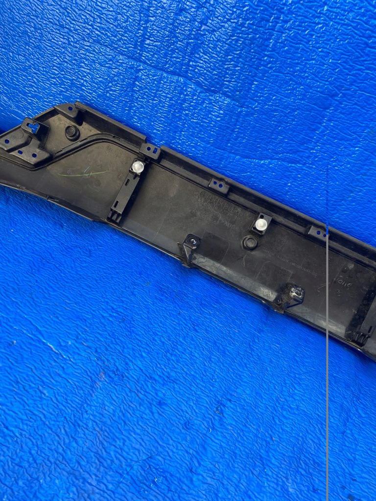 фото №7, Молдинг накладка хром крышки mitsubishi outlander iii