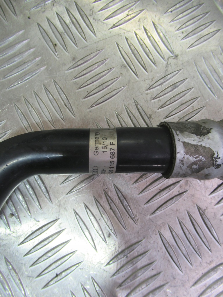 фото №5, Audi r8 шланг радіатора оливи 420115687f