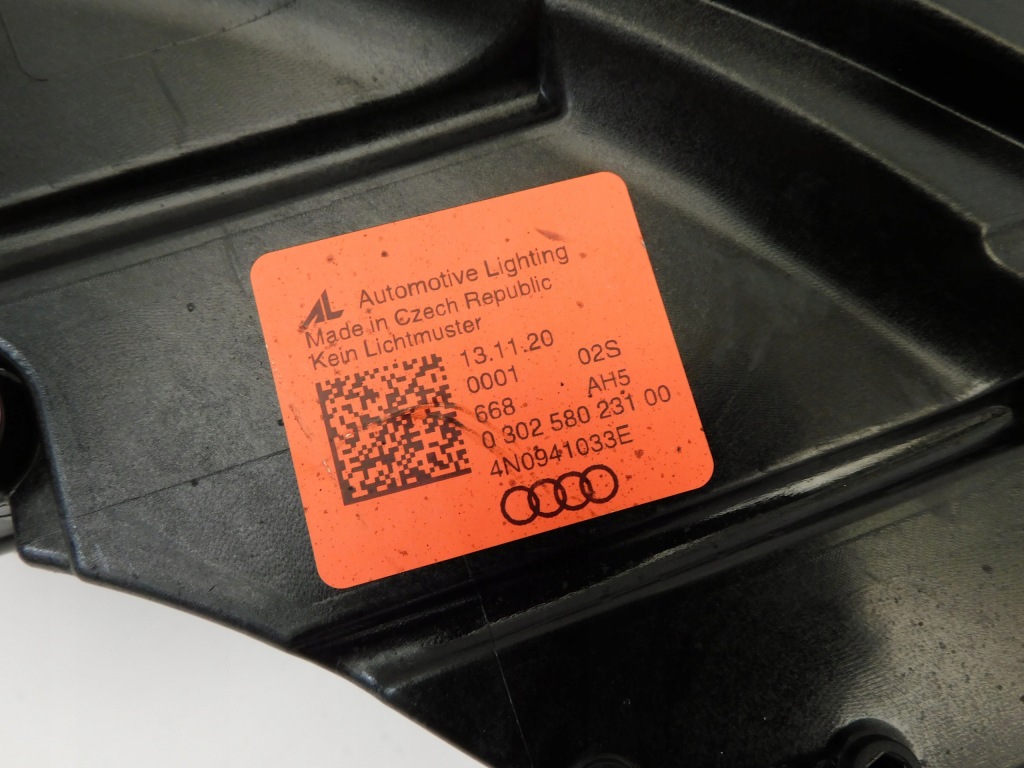 Audi a8 d5 4n рестайлинг  фара левая или правый  америка led Киев