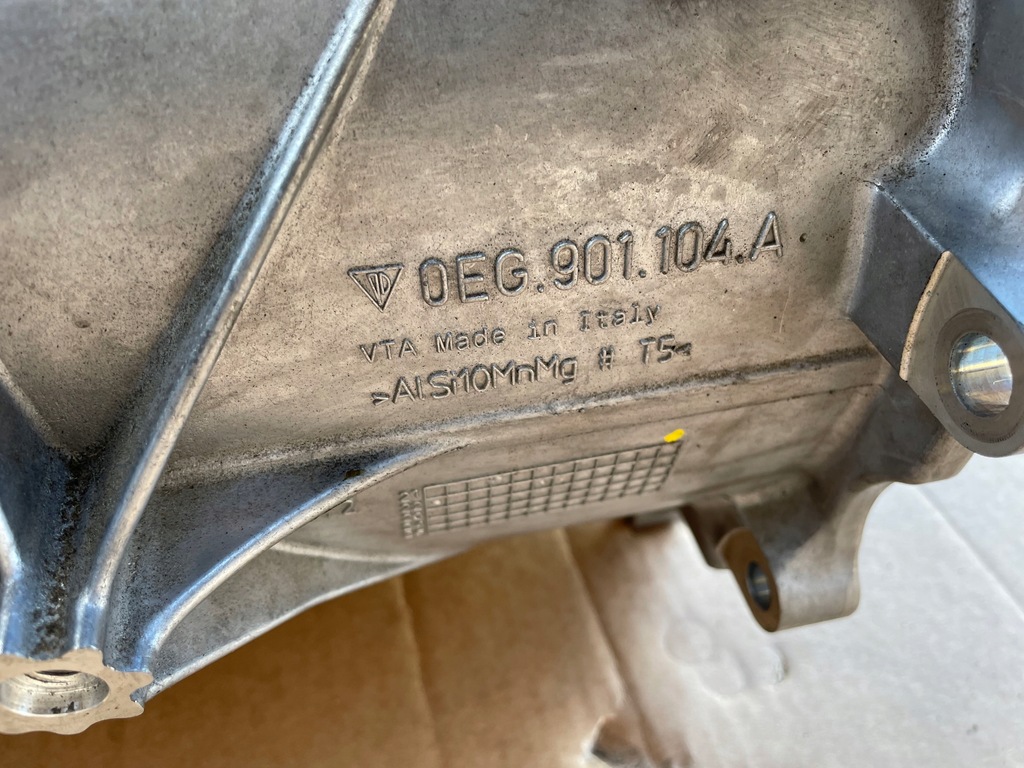 фото №8, Porsche taycan 9j1901141d двигун електричний ebe