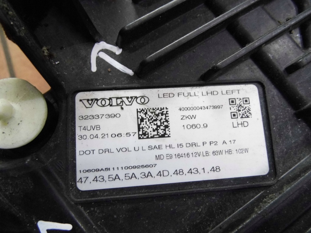 Volvo xc60 21' фара левый перед full led 32337390 Оригинал