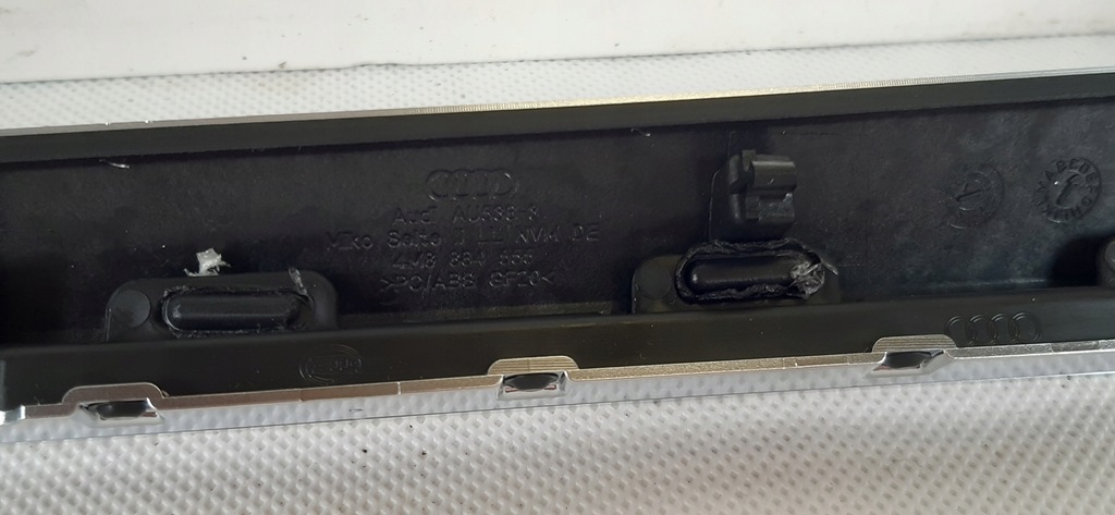 фото №6, Audi q8 dekor оббивка двері лівий перед 4m8.947.211