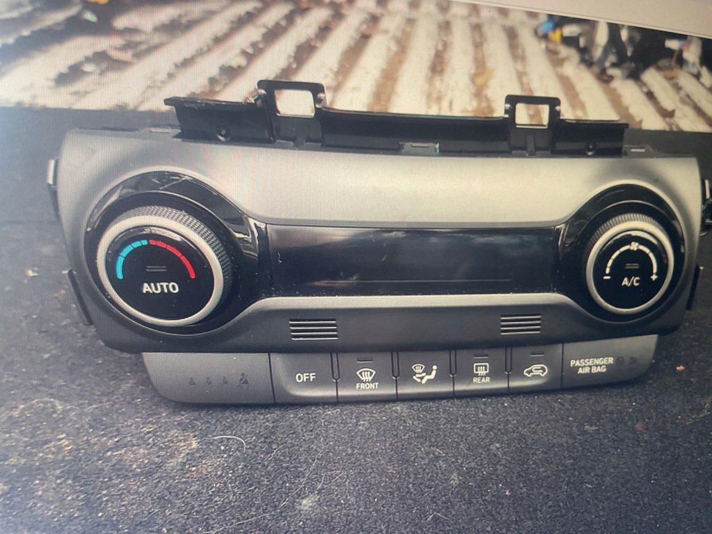 фото №1, Панель кондиционера hyundai kona