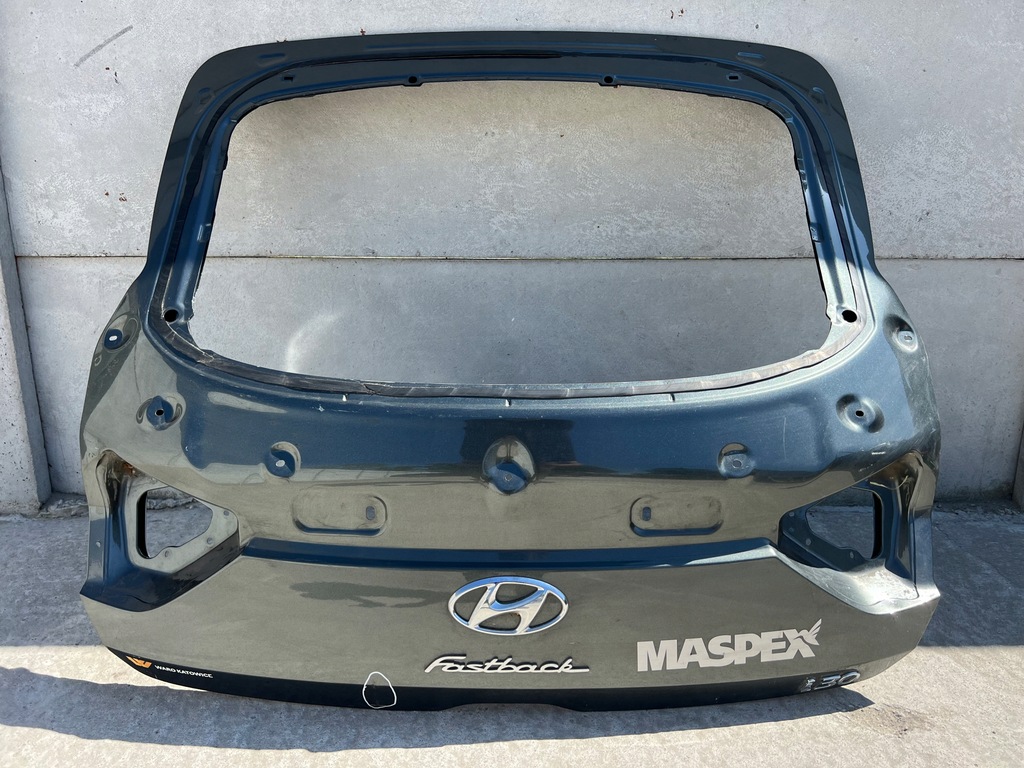 фото №1, Крышка багажника задняя задняя hyundai i30 fastback od 2018