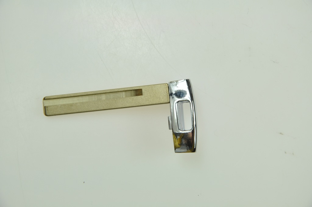 фото №6, Kia sorento sportage niro optima forte sedona жало