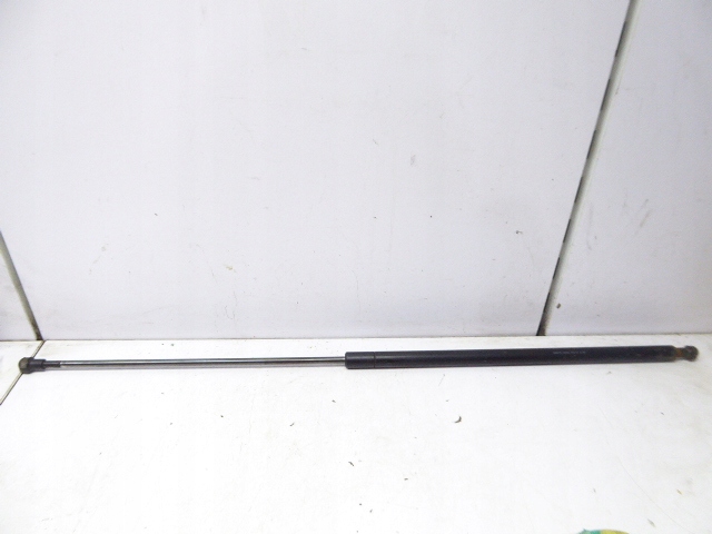 фото №1, Volvo v40 lift 95-04 привід капот перед