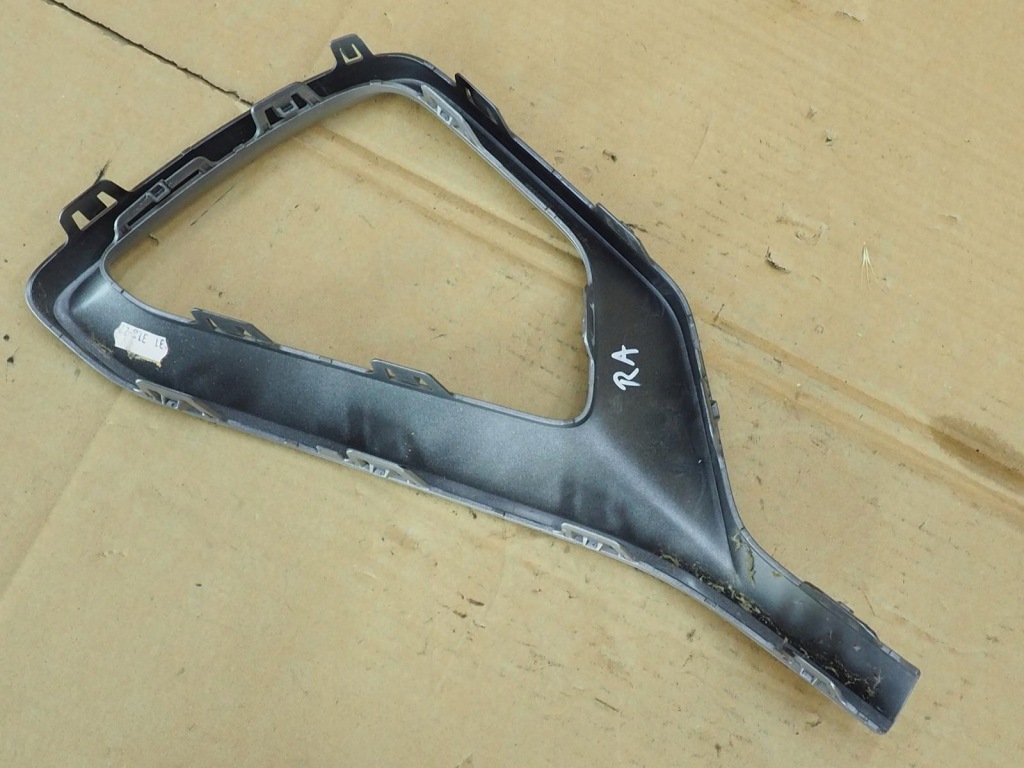 Купить Audi q2 81a 21r рамка бампера правый задняя 81a807968