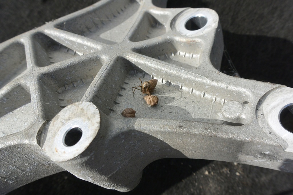 фото №7, Кронштейн кронштейн коробки maserati quattroporte ghibli