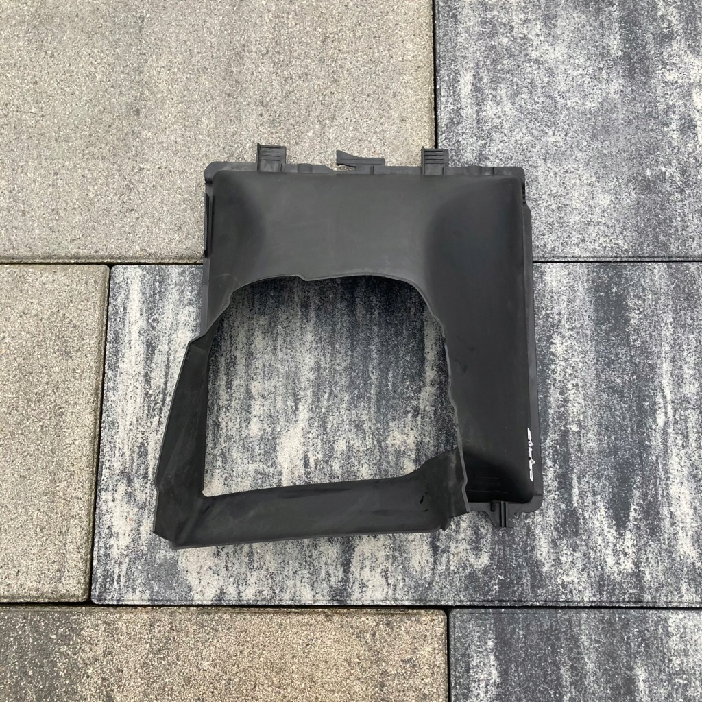 Купити Porsche macan s 14-19 кермо  повітря ліва 95b117335