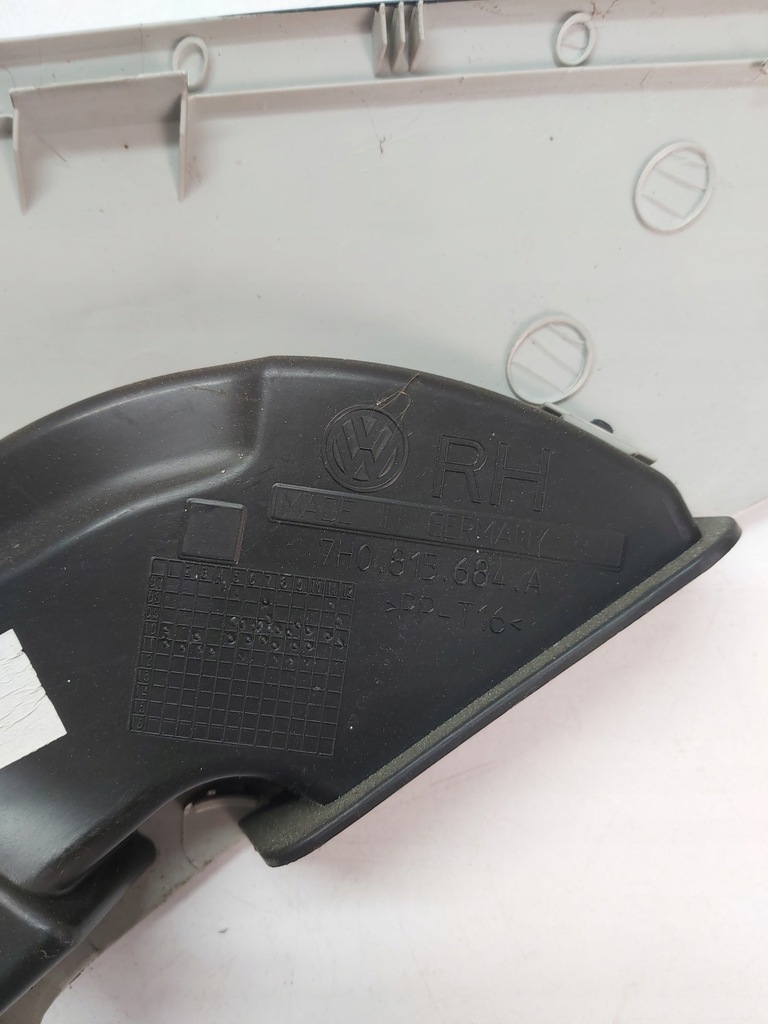 фото №6, Vw transporter t5 блок двигателя обшивка правый 7e1867234a