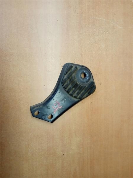 фото №1, Кронштейн балка mercedes sl r231 a2043520246