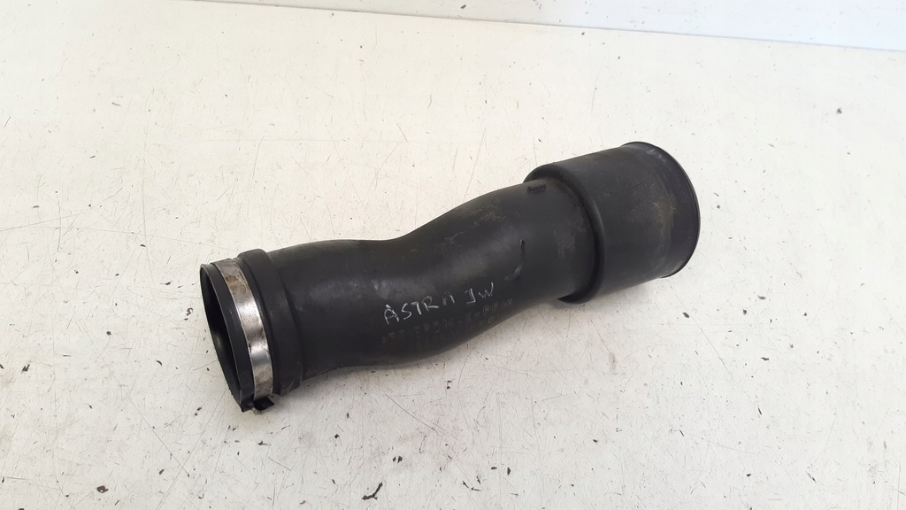 фото №1, Воздухозаборник воздуха 1039897 opel astra j