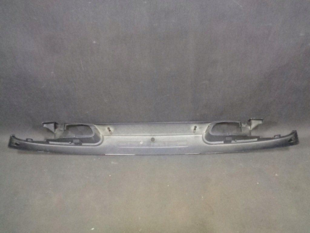 фото №12, Chevrolet camaro iv 93- накладка накладка задняя