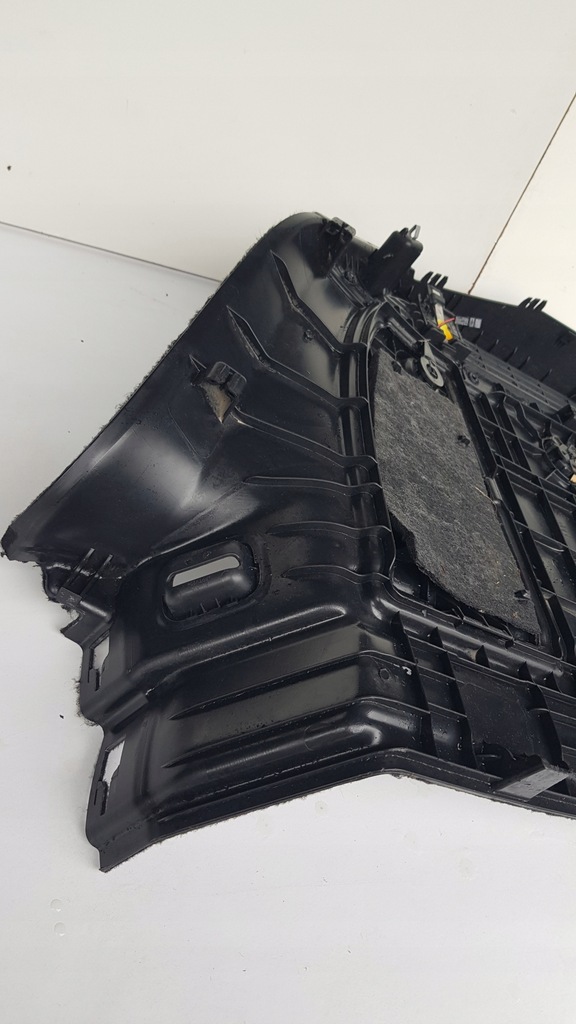 фото №9, Обшивка багажника правый audi a3 8v eu