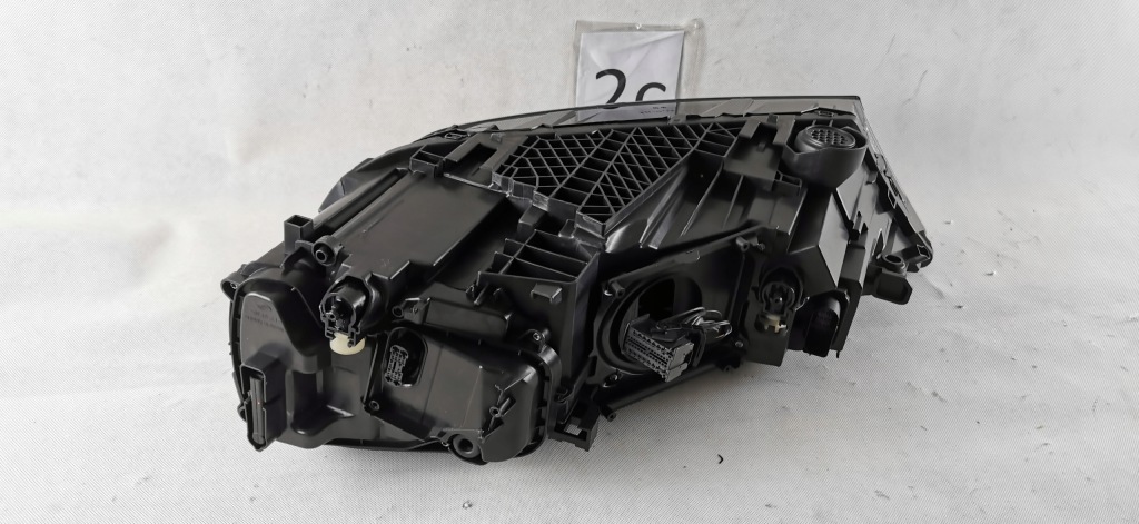 Audi q7 full led правий фара 4m0941034 фара в Україні