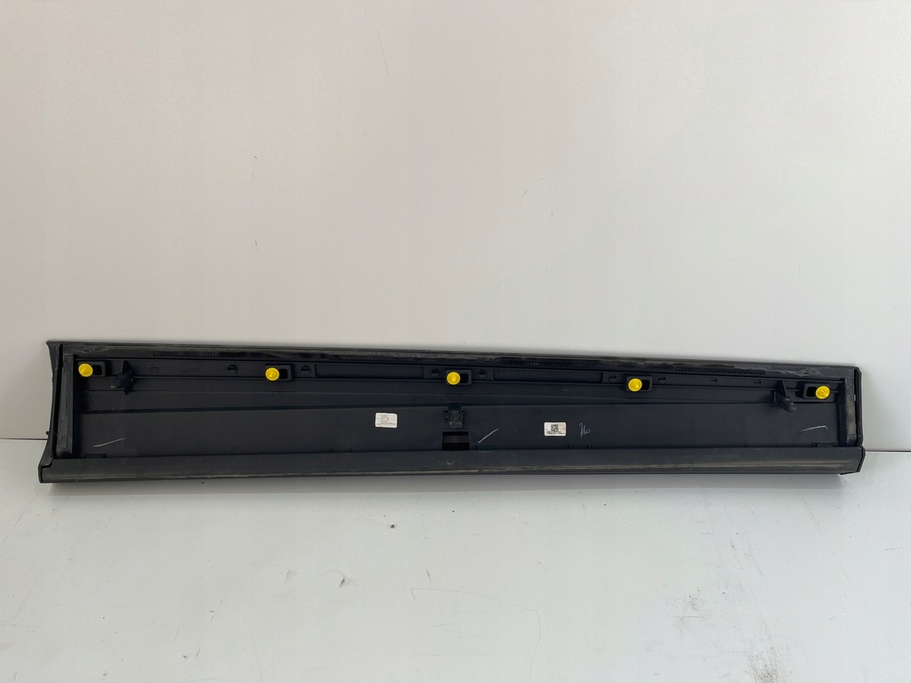 фото №4, Audi q8 4m8 молдинг дверь левый перед 4m8853959