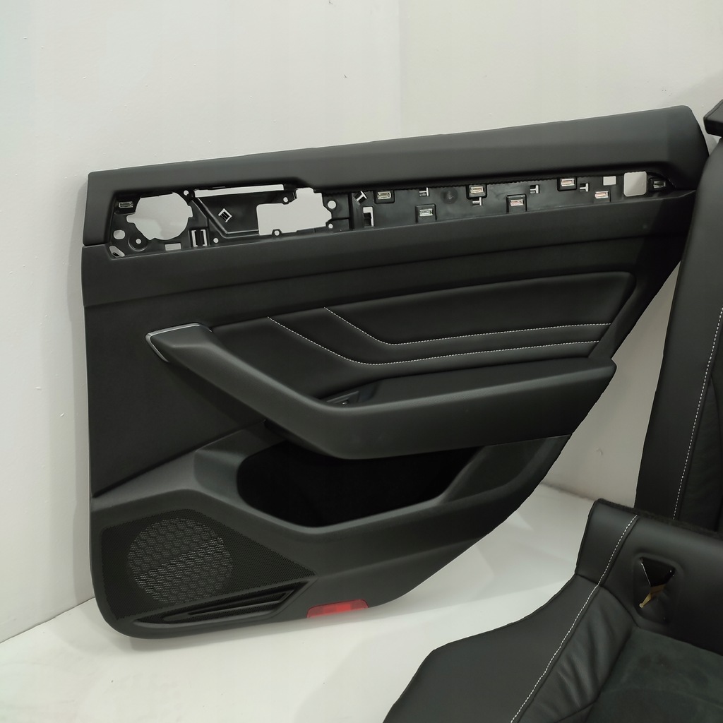 фото №15, Vw arteon shooting brake сидіння заднє сидіння обшивки шкіра alcantara підігрів kpl