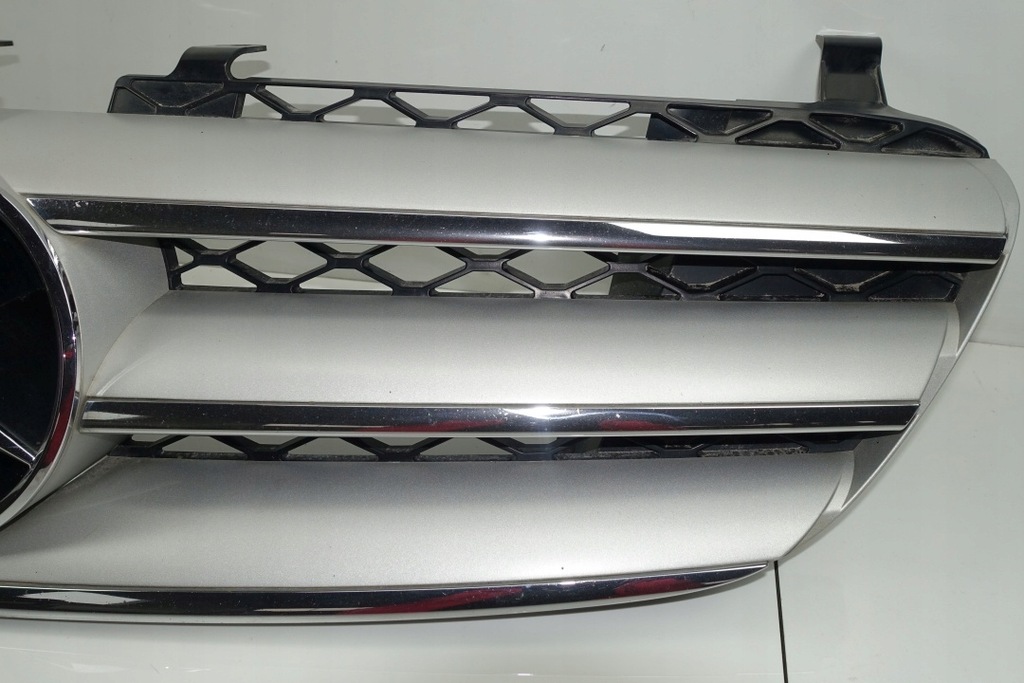 фото №9, Mercedes w251 решітка радіатора решітка радіатора радіатора r-klasa 2518800383