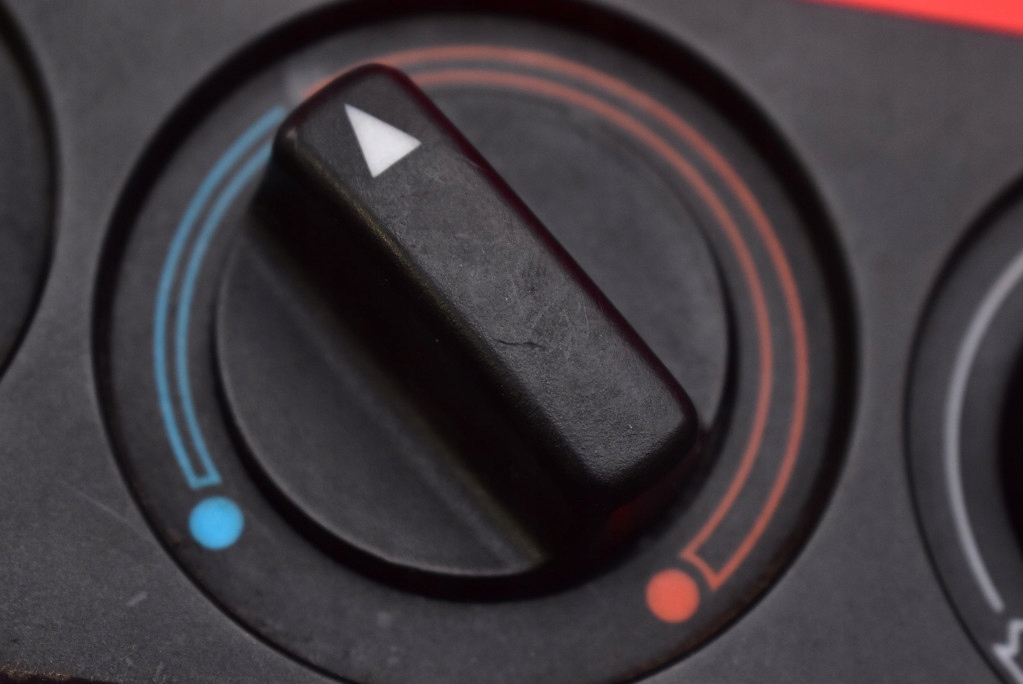 фото №11, Панель управление обдув кондиционер 893959621 audi 80 b3 86-91