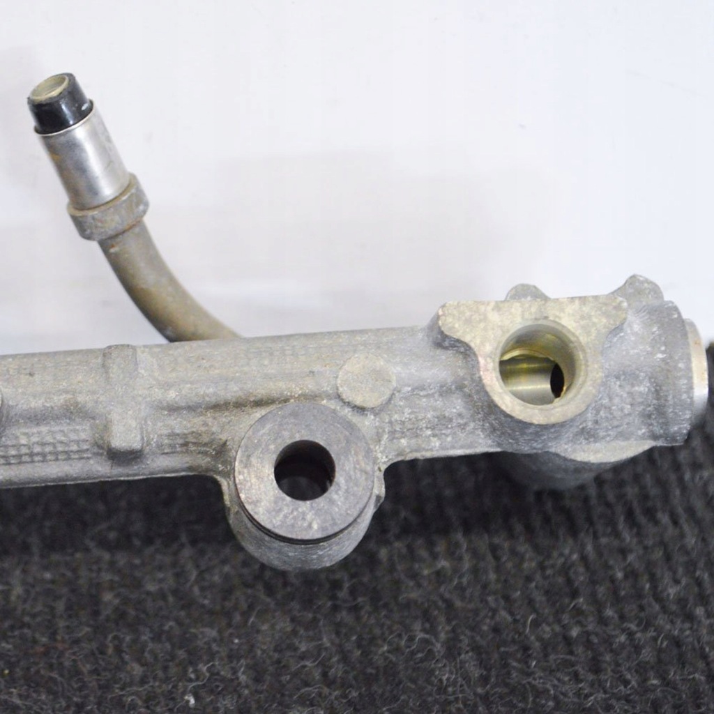 фото №6, Toyota hiace h200 2004 молдинг впрыскная