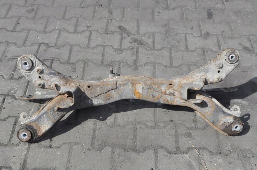 Alfa romeo 159 підрамник підрамник підвіска задній Недорого