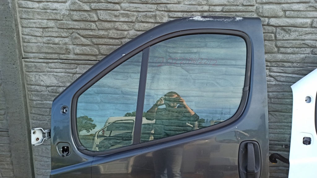 фото №6, Двері ліва перед trafic vivaro primastar 01-14