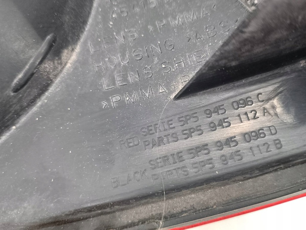 фото №8, Лампа задняя правая seat toledo iii 5p5945096c 5p5945112a 1.9 tdi