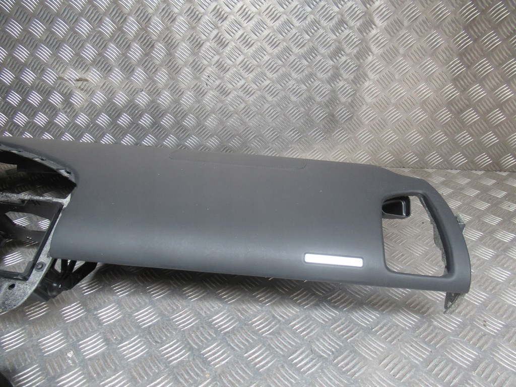 фото №6, Audi r8 панель приладів консоль подушка безпеки подушки безпеки ремені orginal