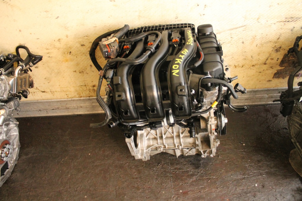 Двигун комплектний  citroen 1,2 10xkdn hm05 Зі Шроту