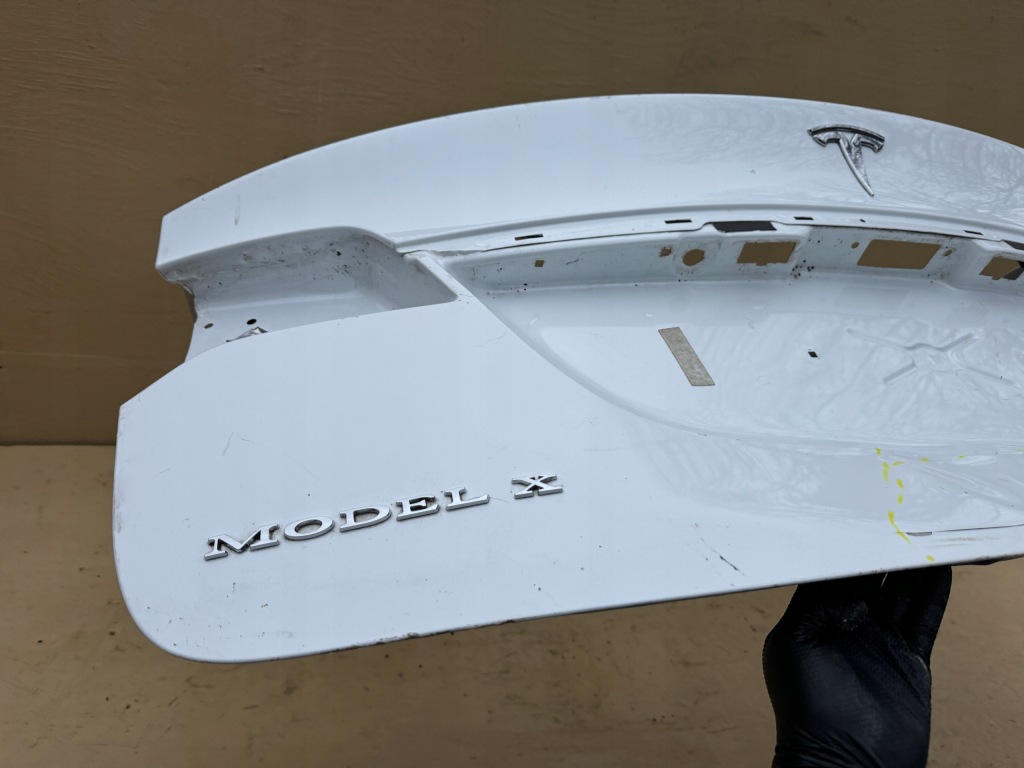 Tesla model x 16r- крышка багажника крышка багажника задний  задняя с Разборки