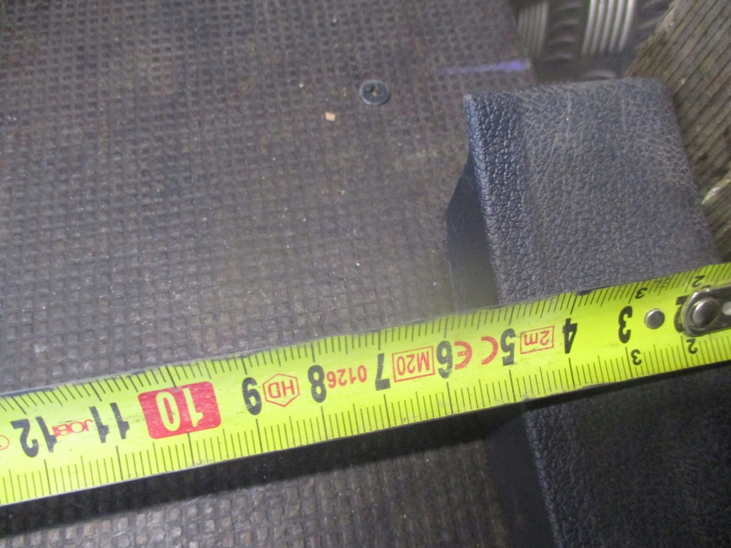 Молдинг правый задний  peugeot 5008 i 09-13r Недорого